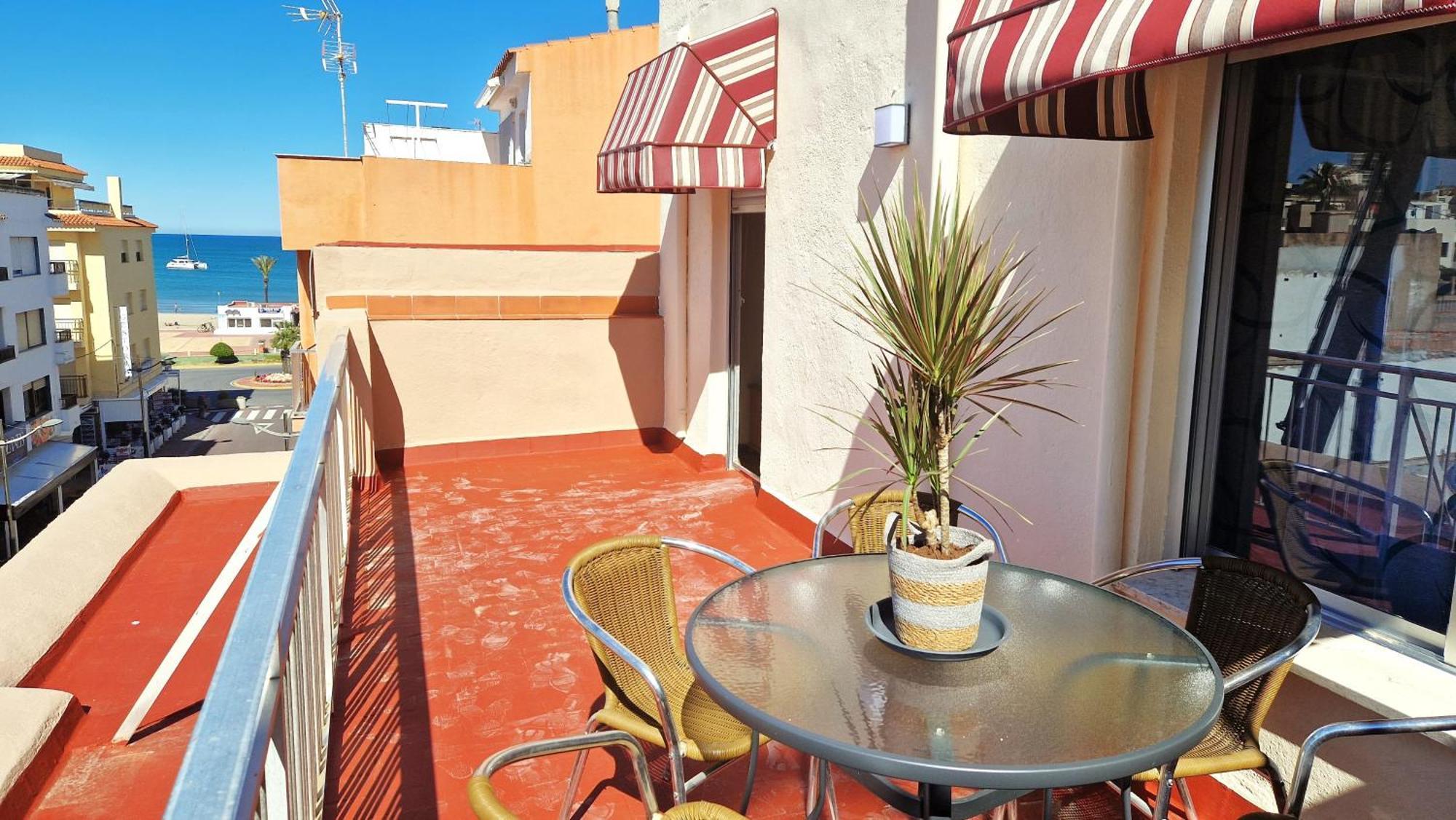 Apartamentos Centricos Playa Norte Peniscola Ruang foto